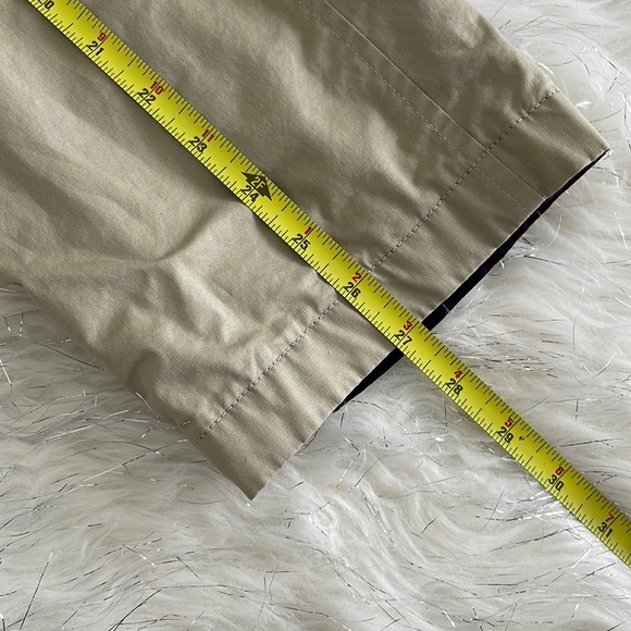 Stylish Navy and Beige Trench Coat - Picture 11 of 16